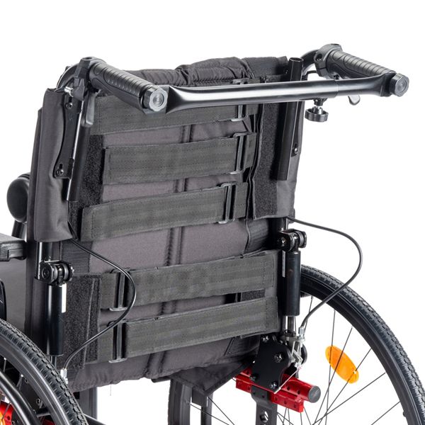 Rolstoel met kantelfunctie Rolstoel met kantelfunctie